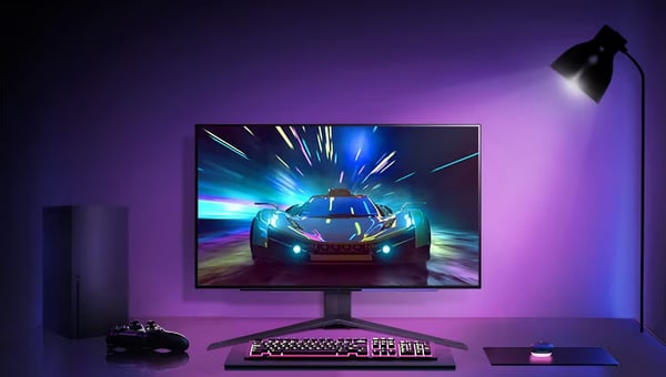 LG UltraGear 27" 240Hz QHD 0.03ms HDR10 OLED FreeSync Gaming Monitor - Desktop Overview 5