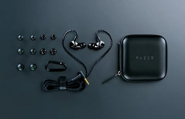 Razer Moray Ergonomic In-Ear Monitor (IEM) Earphones
